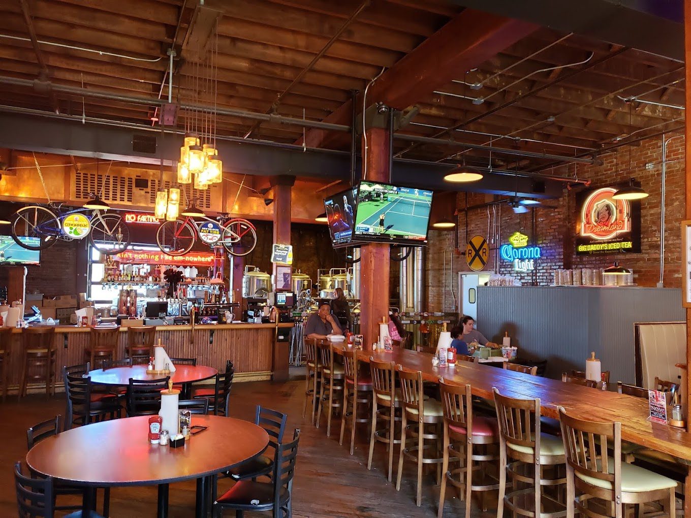 Dreamland BBQ